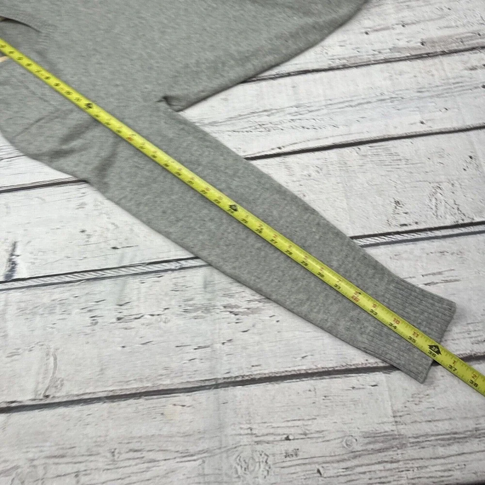 Smartwool Gray Vneck Pullover Sweater Men’s Size XL Super Soft and‎ Warm Winter